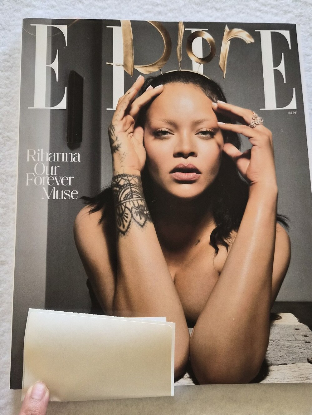 Elle September Issue 2026 Magazine - Picture 2 of 4